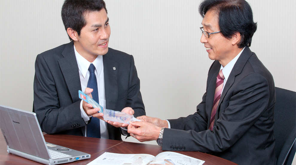 輸液周辺技術を生かした受託事業