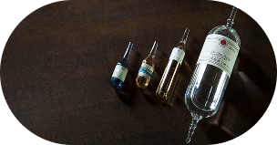 容器に入った液体のイメージ