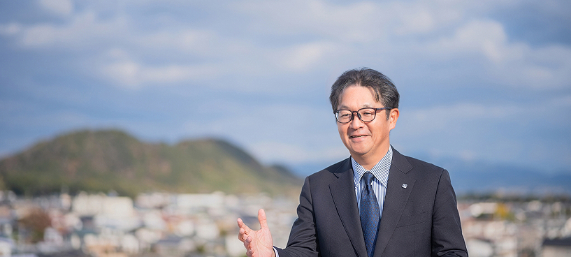 人事部長 小松 五郎