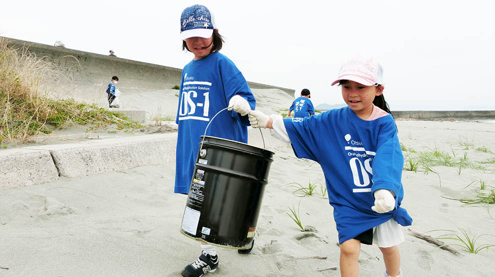海岸の清掃活動