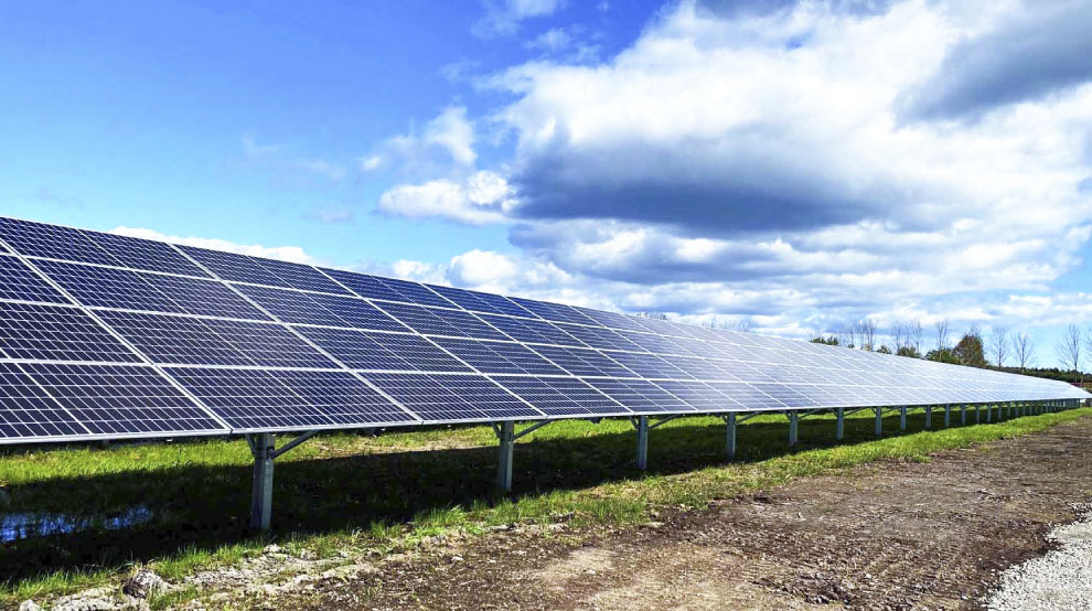 5万m²近い敷地に設置された太陽光パネル