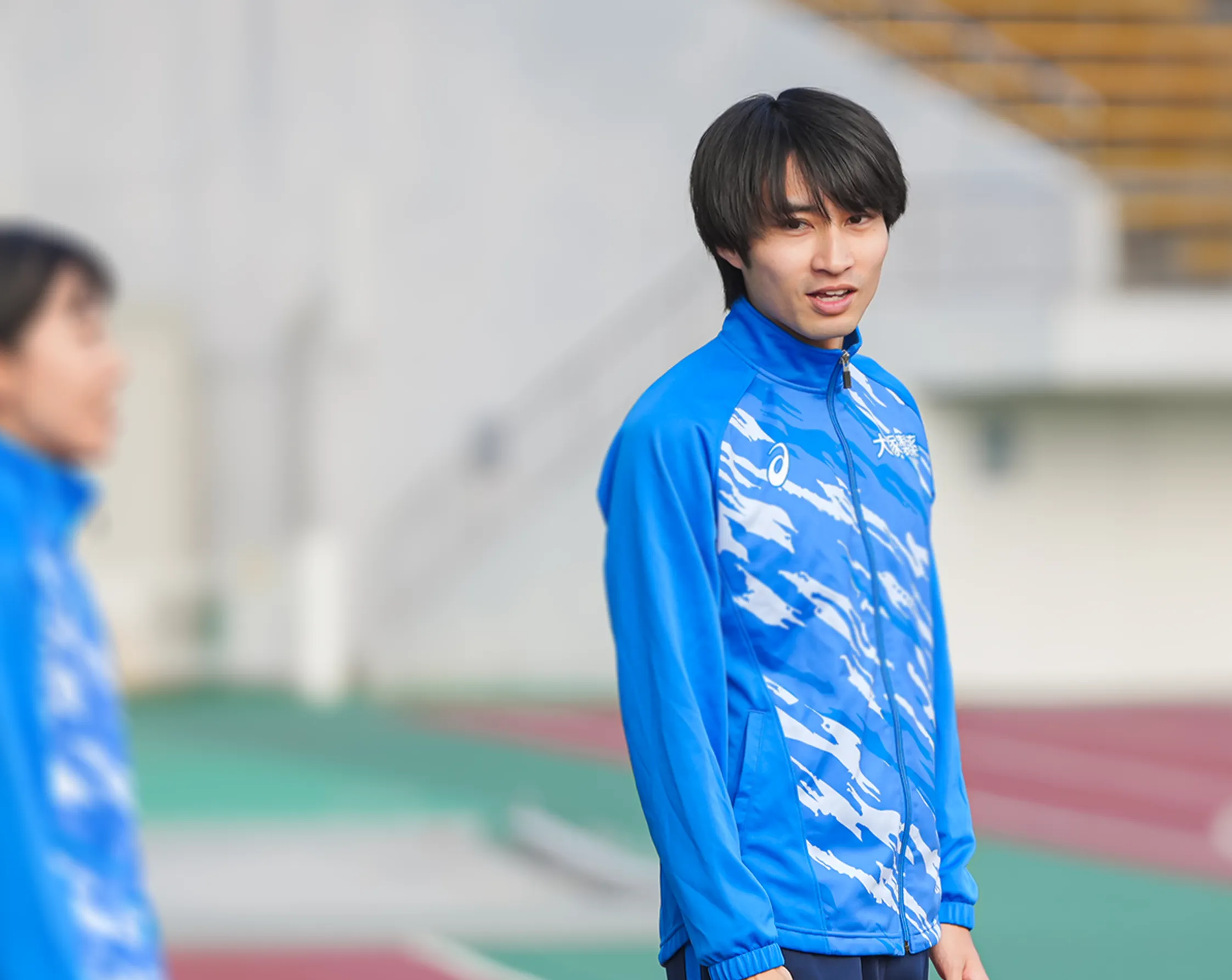 千守 倫央 背景画像