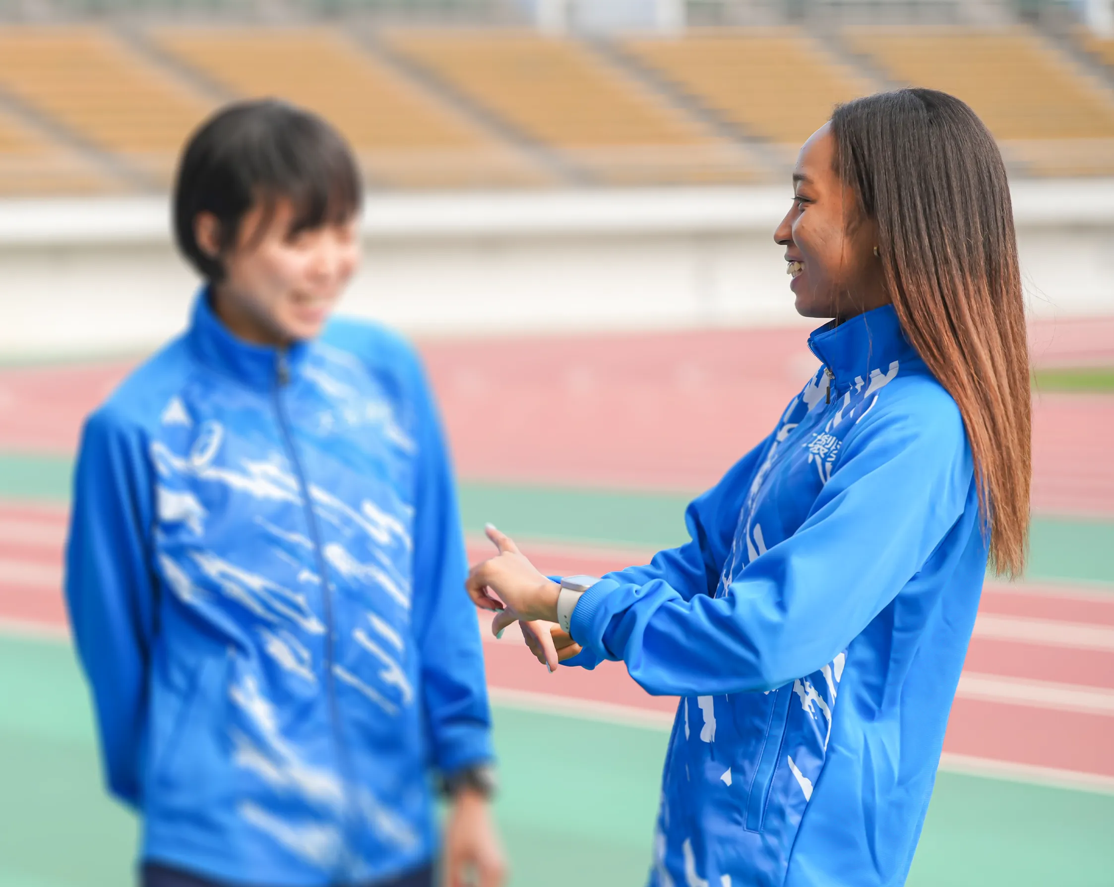 真也加 ジェルーシャ 有里 背景画像